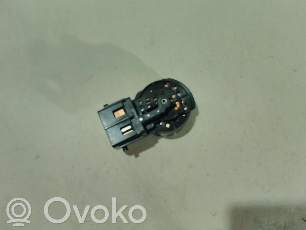 Ignition lock contact