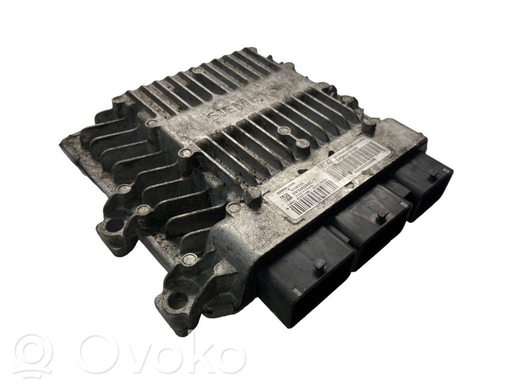 Peugeot 407 Variklio valdymo blokas 