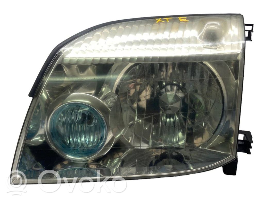 Nissan X-Trail T30 Headlight/headlamp 