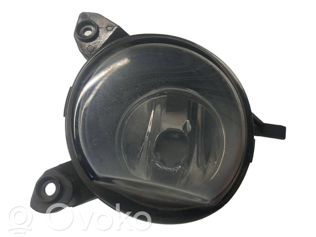 Toyota Corolla E120 E130 Światło przeciwmgłowe przednie 