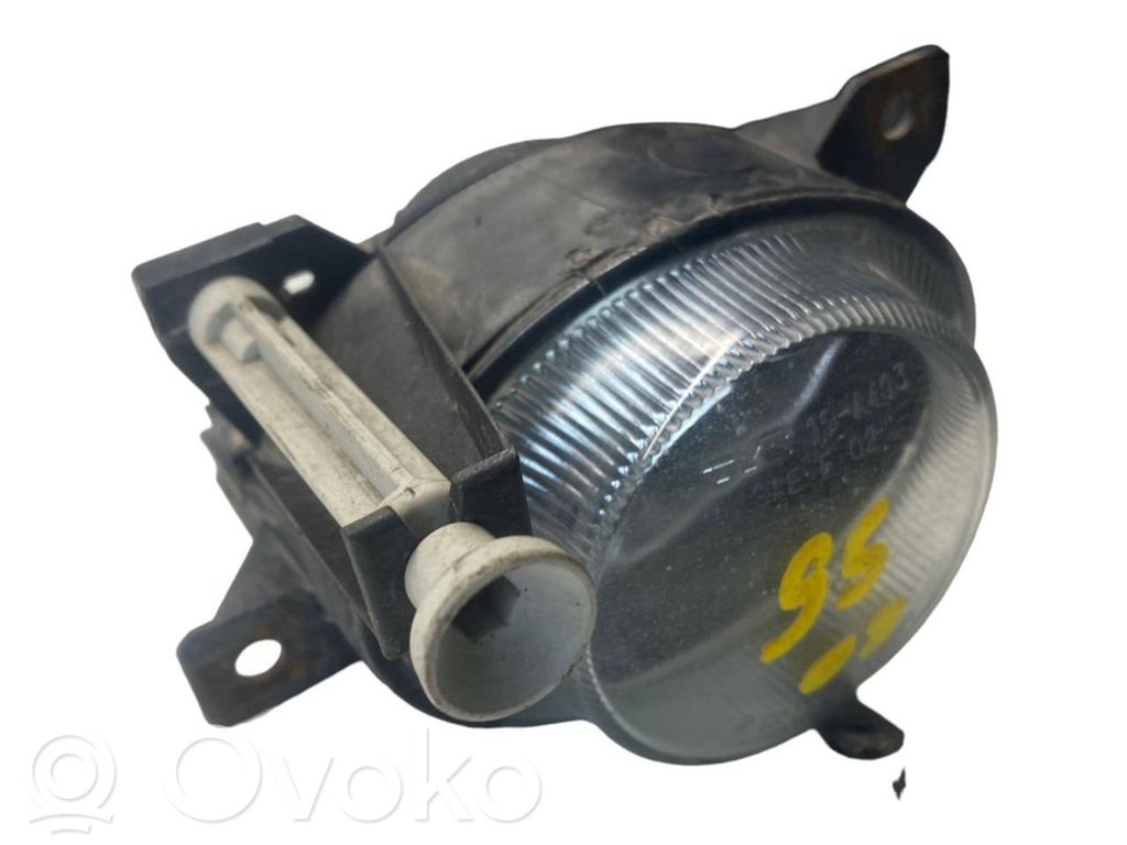 Saab 9-5 Miglas lukturis priekšā 