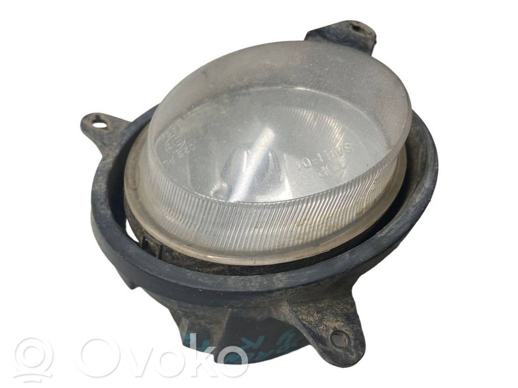 Miglas lukturis priekšā   E130854