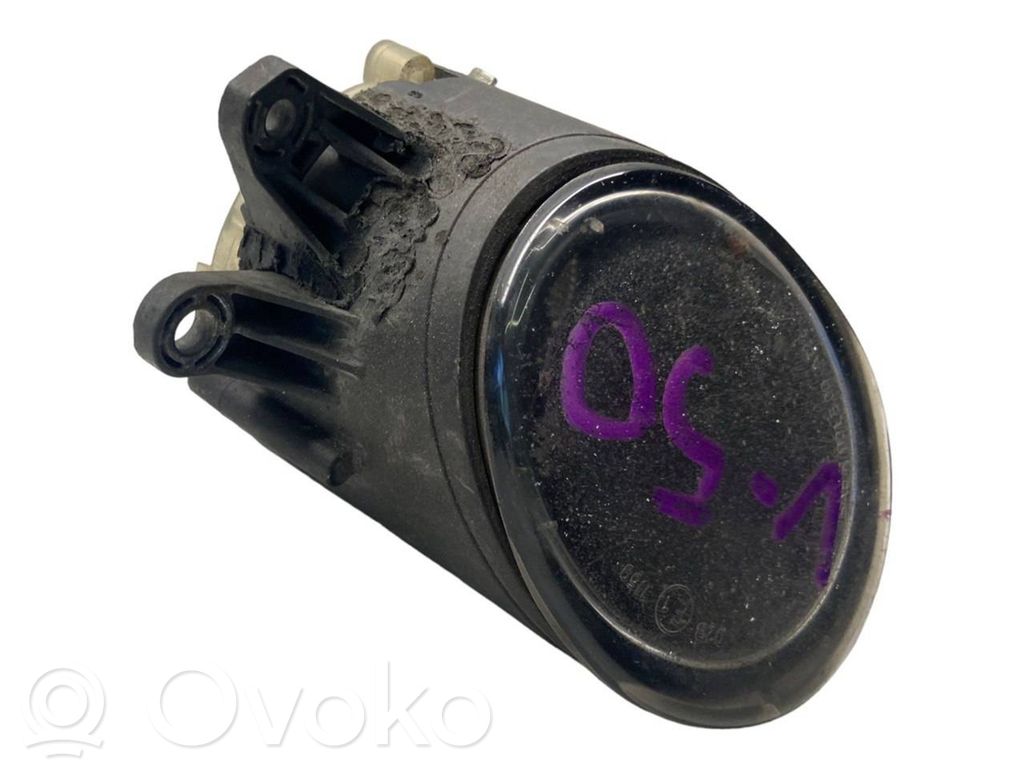Volvo V50 Miglas lukturis priekšā 