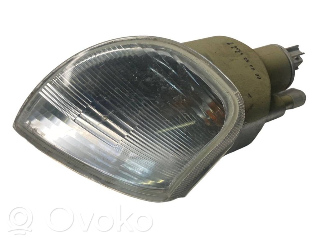 Citroen Saxo Front indicator light 