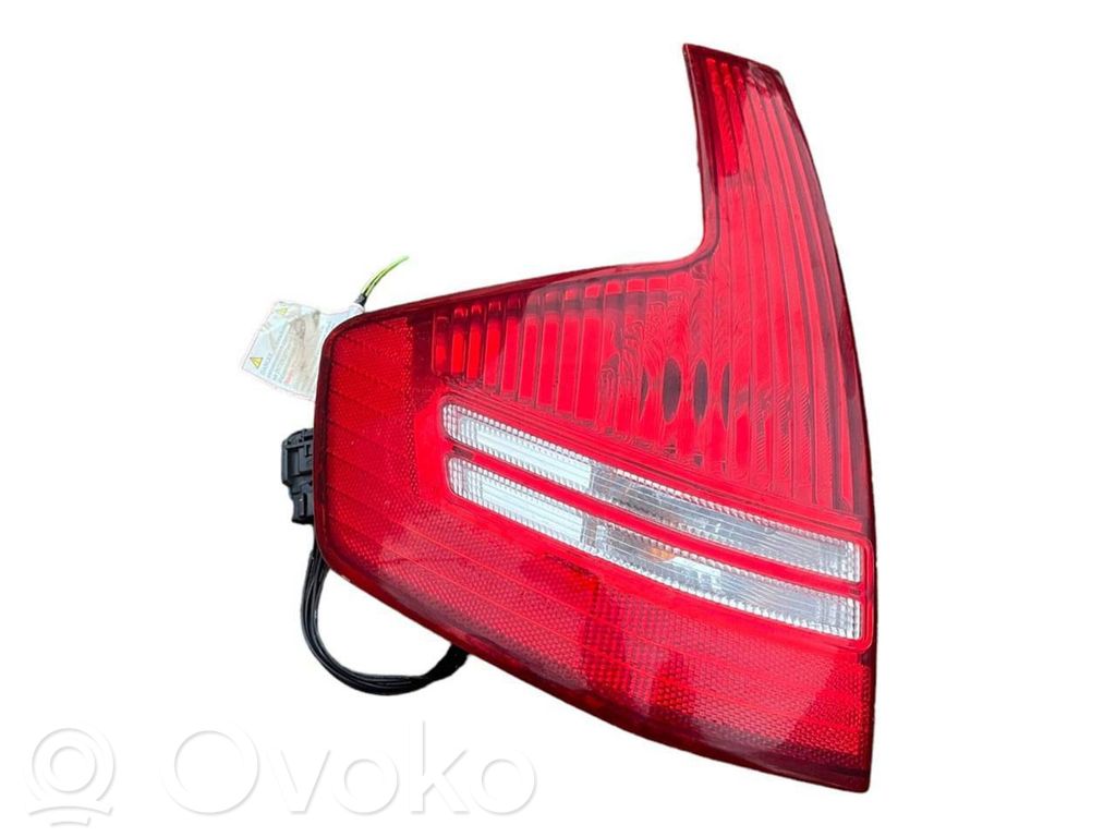 Citroen C4 I Galinis žibintas kėbule 