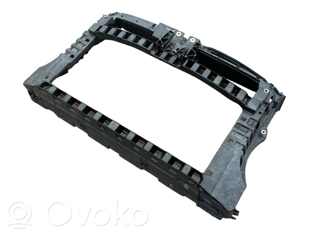 Volkswagen PASSAT B6 Radiatorių panelė 