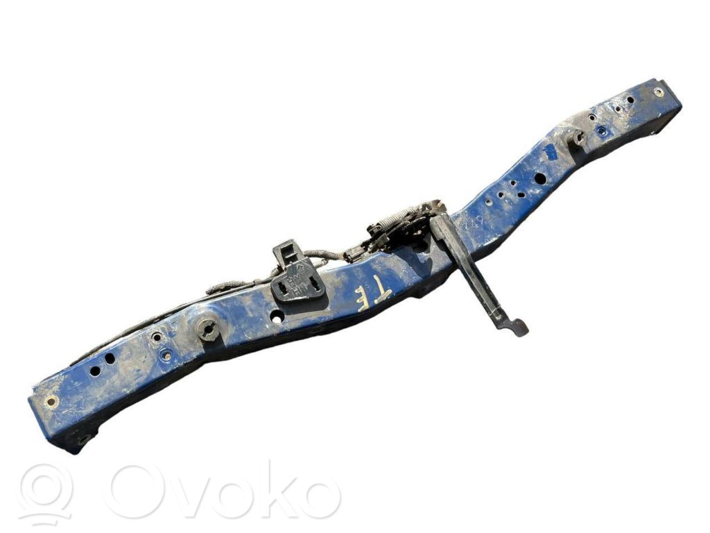 Toyota Auris E180 Panel mocowania chłodnicy / góra 
