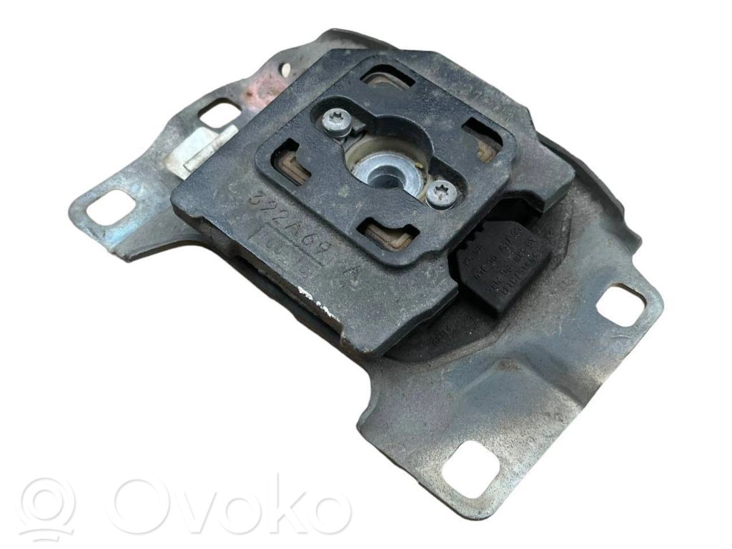 Volvo V40 Gearbox mount 