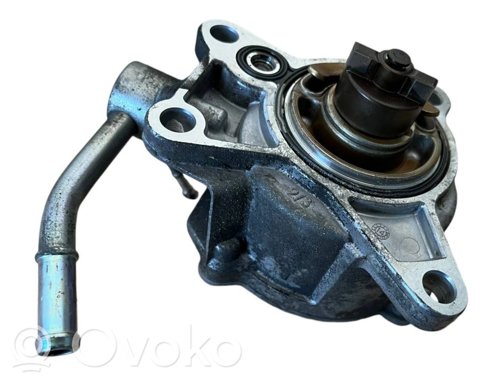 Mazda CX-3 Vacuum pump 