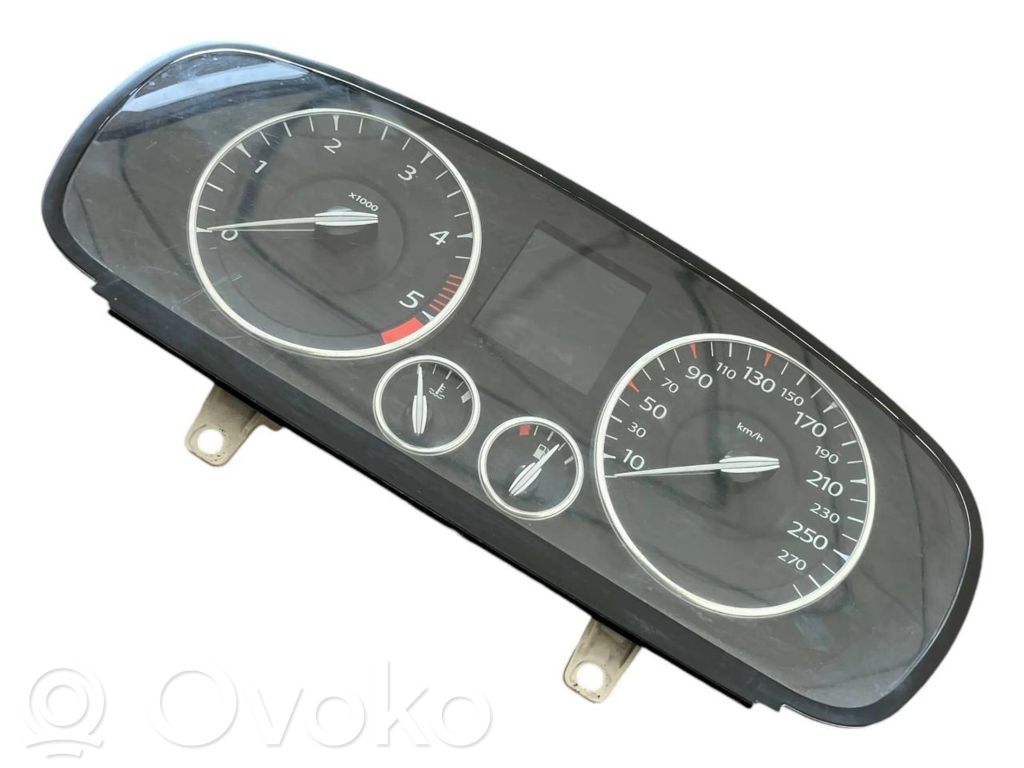 Renault Laguna III Speedometer (instrument cluster) 