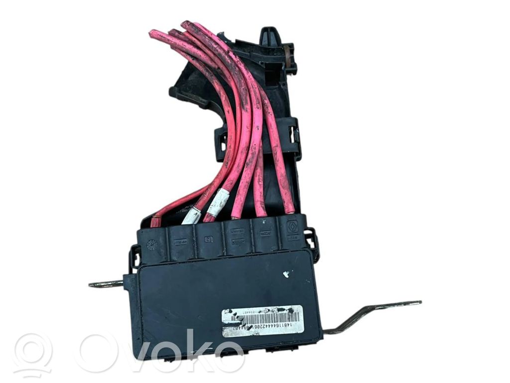 Renault Megane III Fuse box cover 