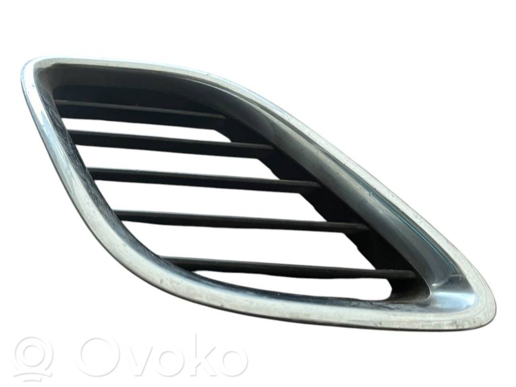 Saab 9-5 Front bumper upper radiator grill 