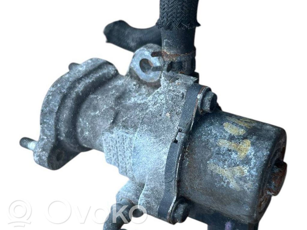 Toyota Yaris EGR valve 
