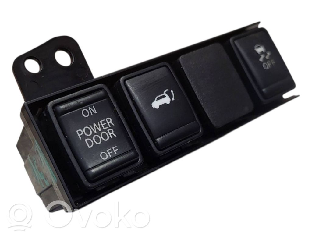 Nissan X-Trail T32 A set of switches 
