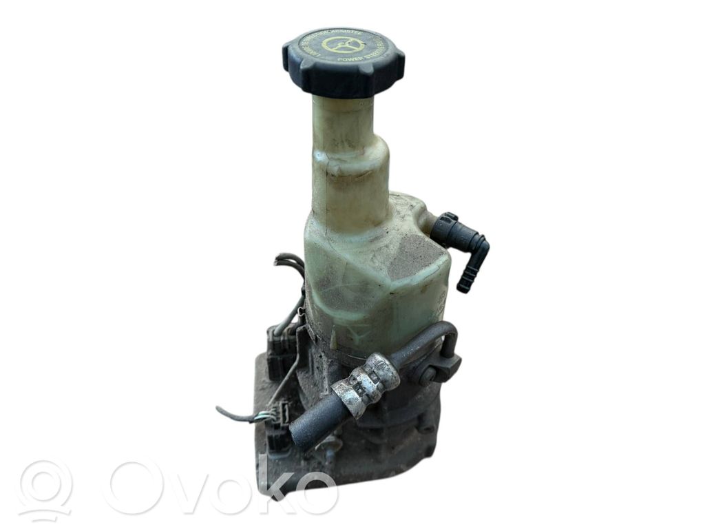 Ford Mondeo MK IV Ohjaustehostimen pumppu 