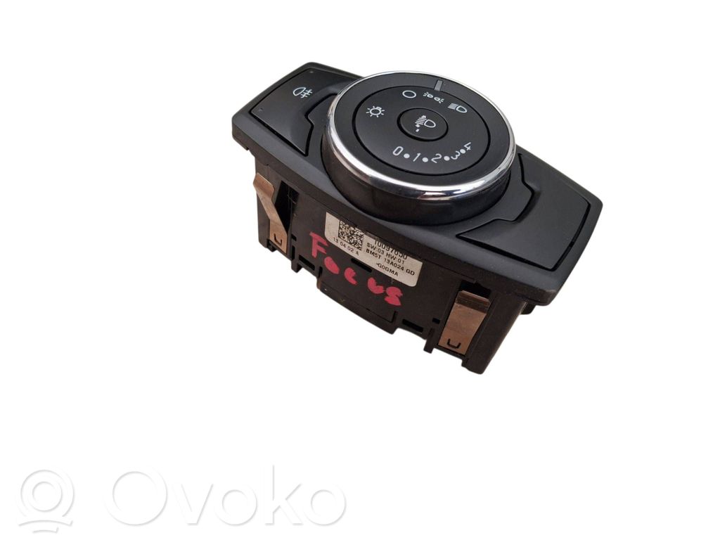 Ford Focus Light switch 