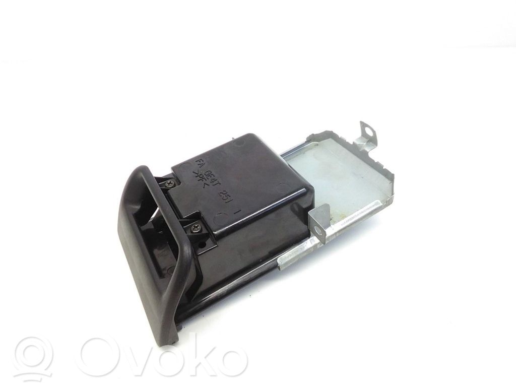 Cendrier   GE4T251