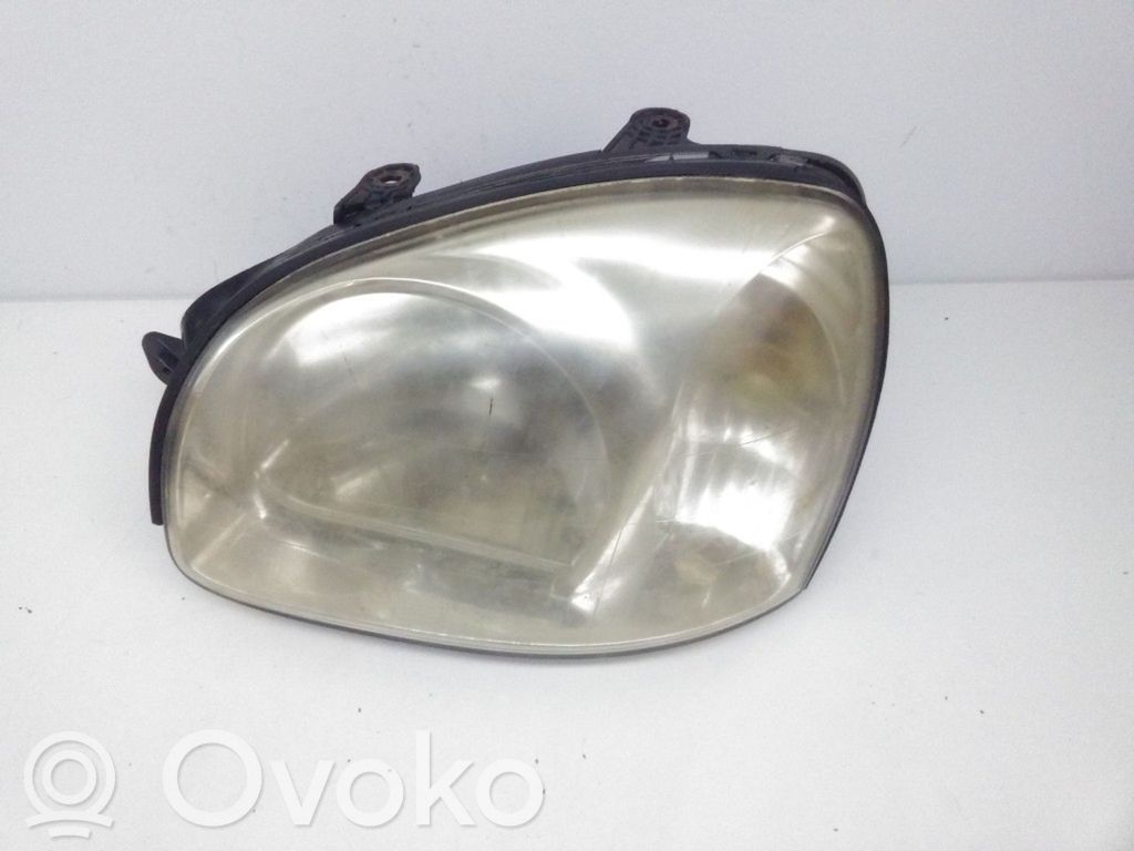 Hyundai Santa Fe Lampa przednia 