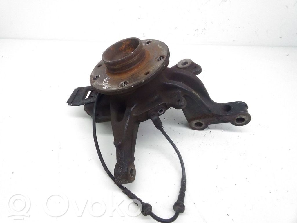 Renault Megane III Front wheel hub 
