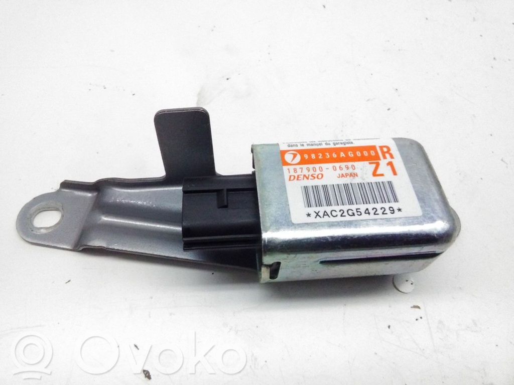 Subaru Legacy Airbagsensor Crashsensor Drucksensor 