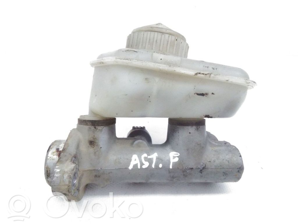 Opel Astra F Cilindro del sistema frenante 