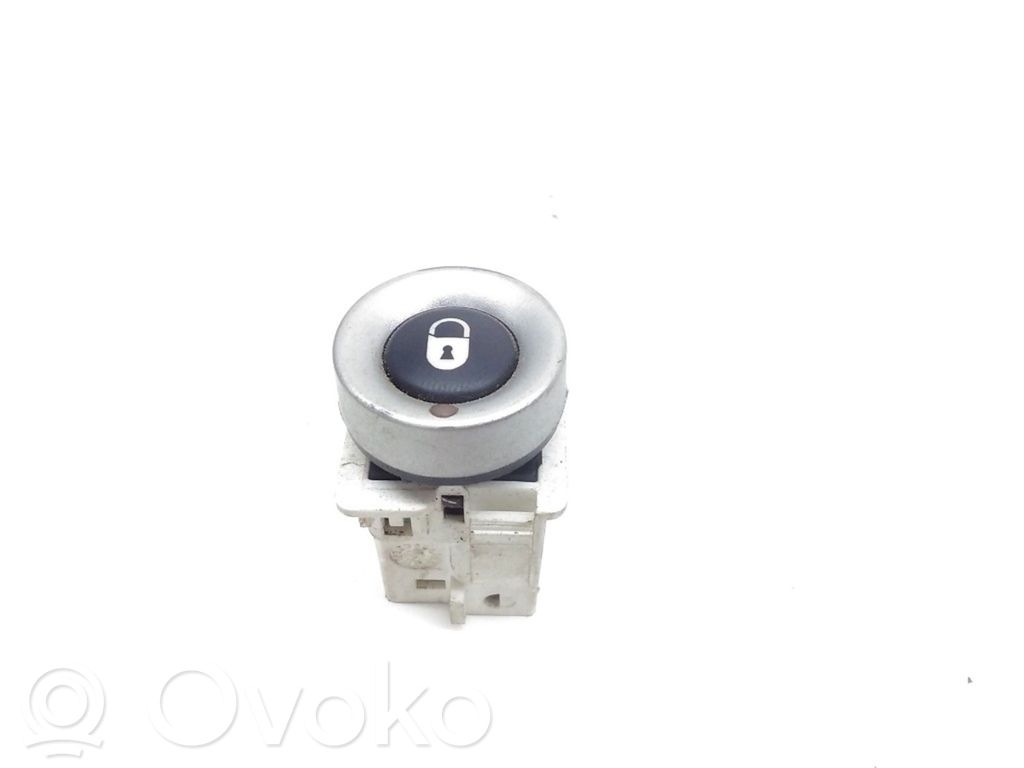Central locking switch button   1488928077