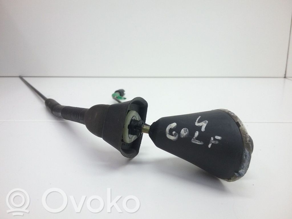 Volkswagen Golf IV Radio antena 