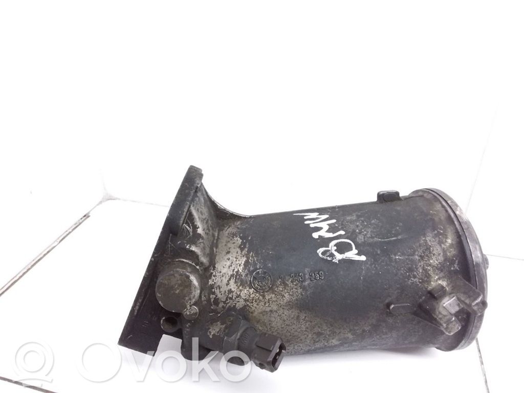 BMW 5 E34 Oil filter mounting bracket 