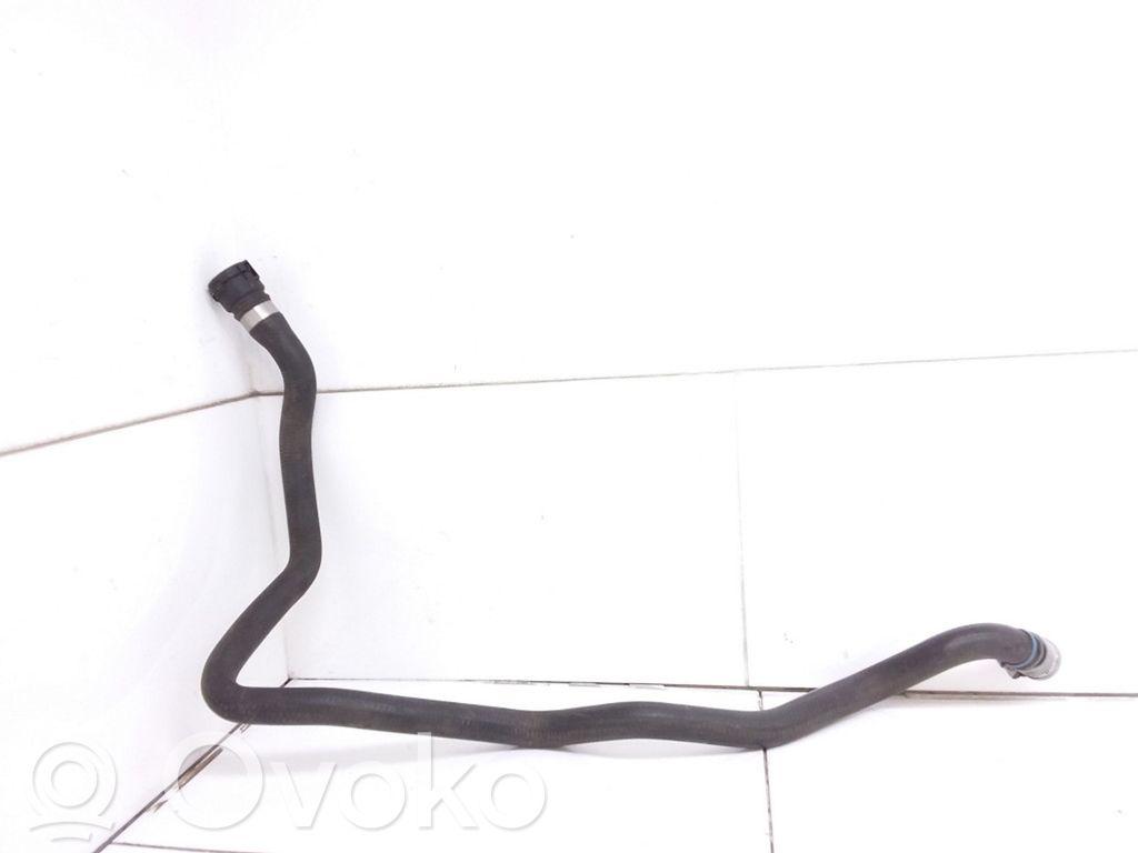 BMW 3 E46 Engine coolant pipe/hose 