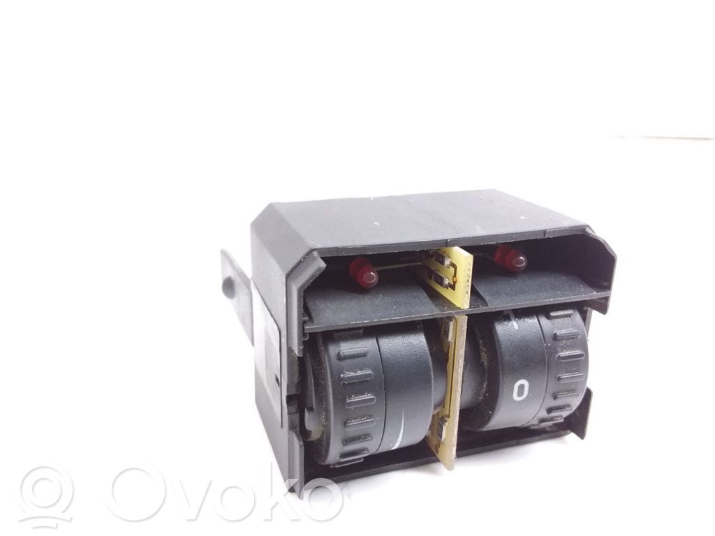 Volkswagen Caddy Headlight level height control switch 