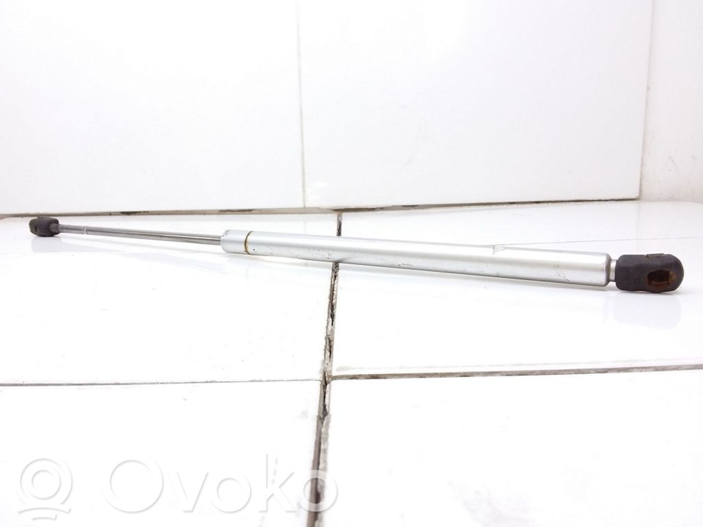 Audi A2 Tailgate/trunk strut/damper 