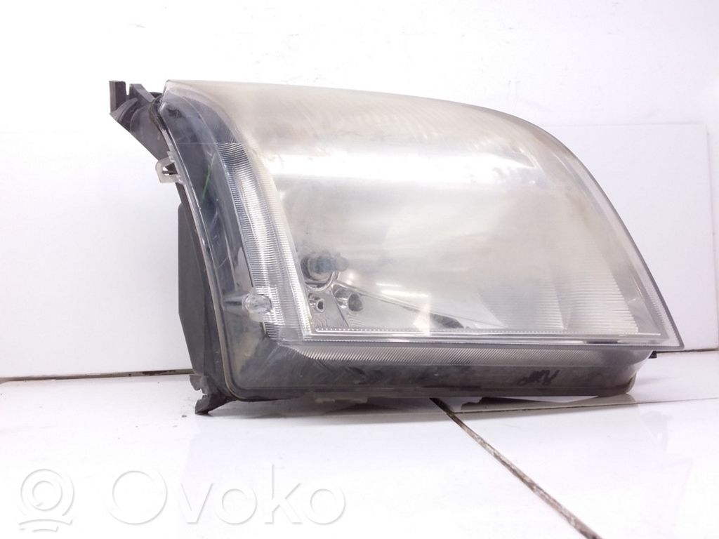Ford Fusion Scheinwerfer 