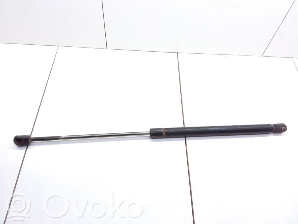 Ford Focus Amortizatorius galinio dangčio 