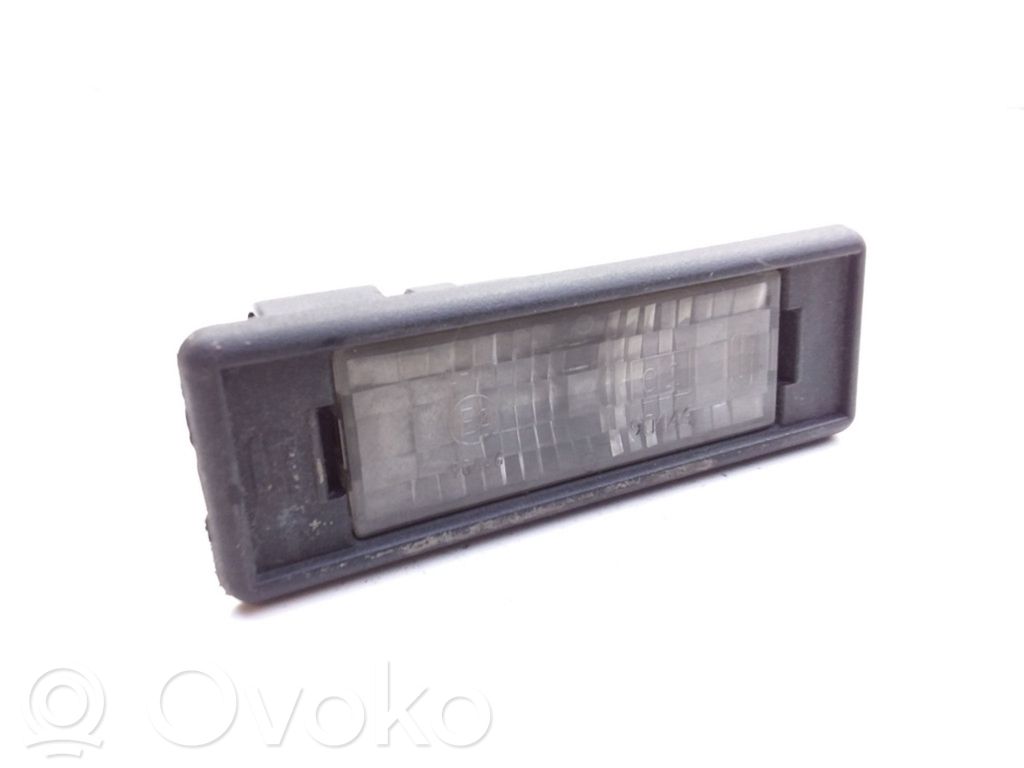 Peugeot 605 Number plate light 