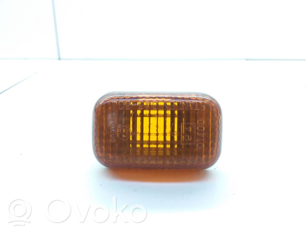 Opel Frontera B Front fender indicator light 