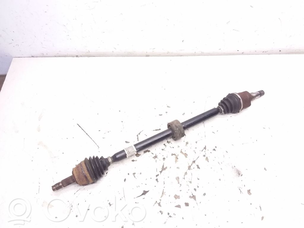 Opel Corsa D Etuvetoakseli 