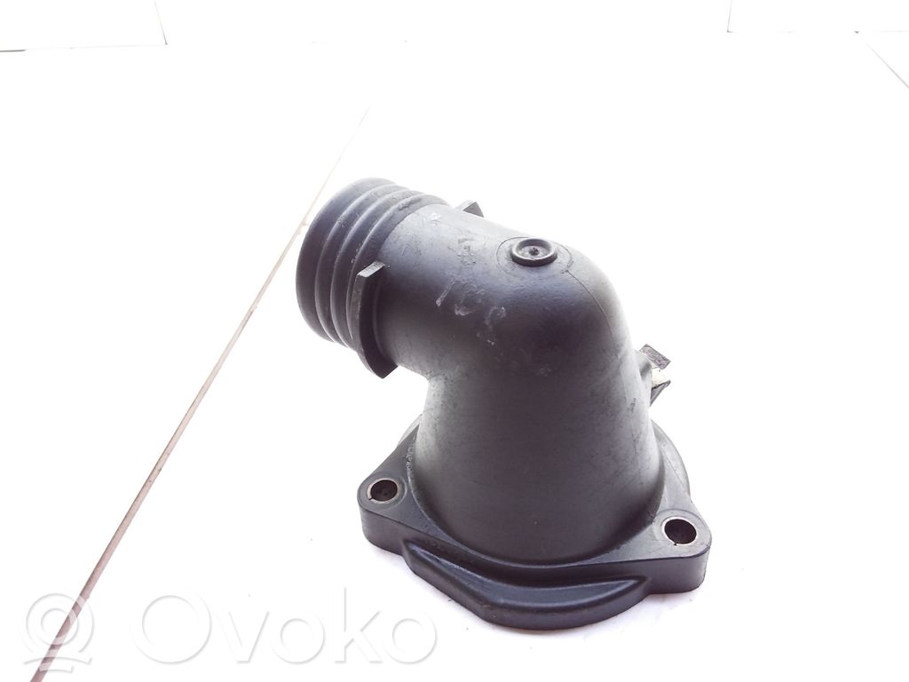 BMW 5 E39 Engine coolant pipe/hose 