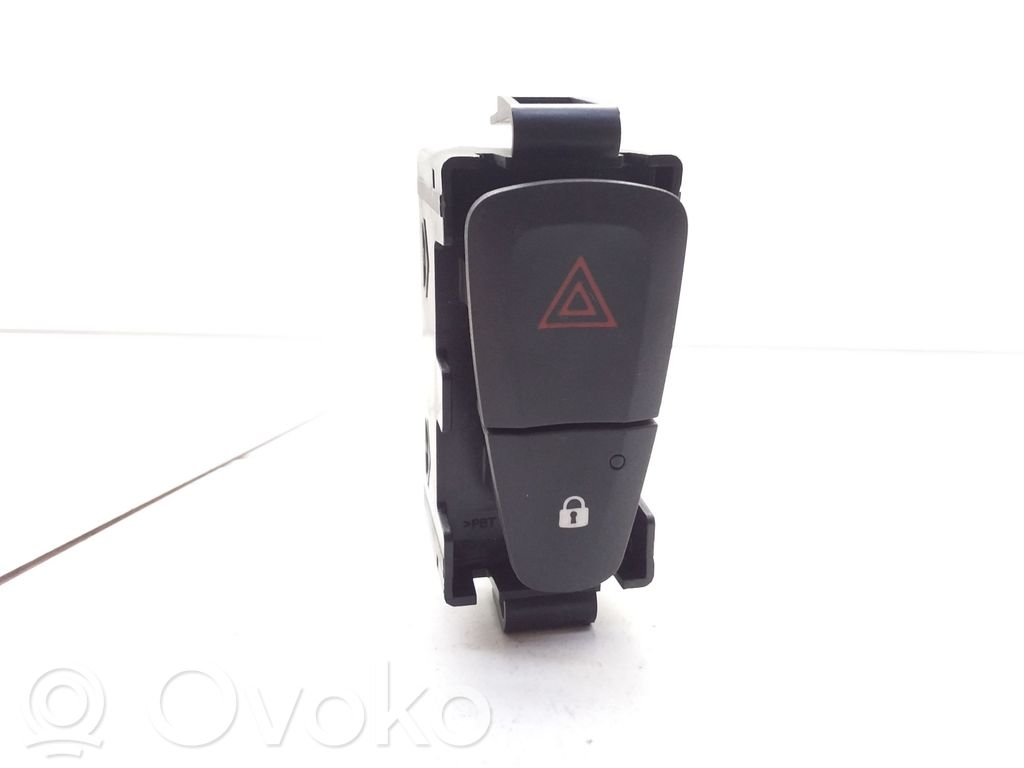 Dacia Sandero Hazard light switch 