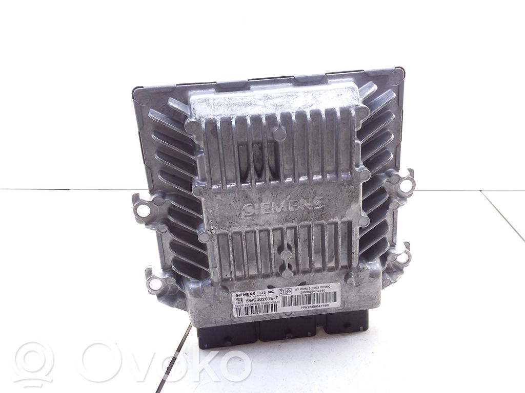Citroen C4 I Engine control unit/module 