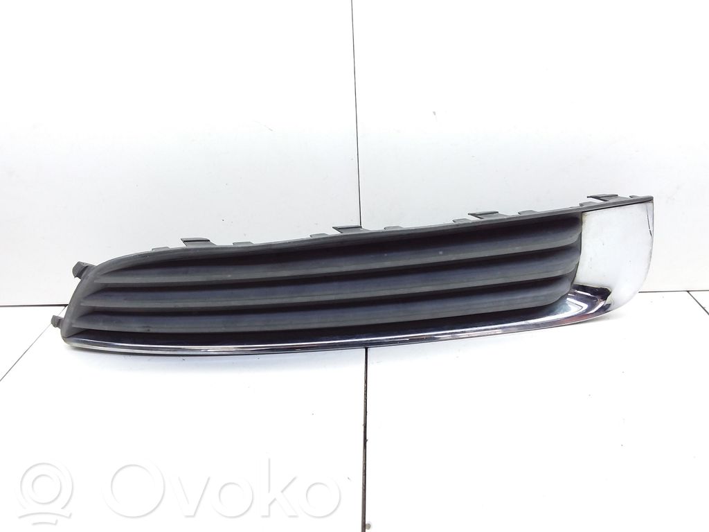 Opel Insignia A Rejilla inferior del parachoques delantero 
