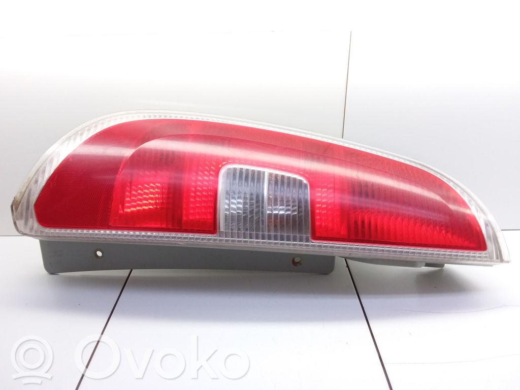 Skoda Praktik (5J8) Lampa tylna 