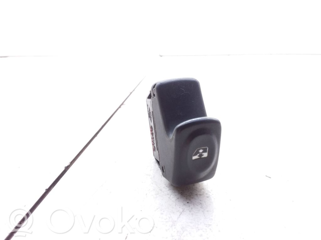Renault Megane I Electric window control switch 