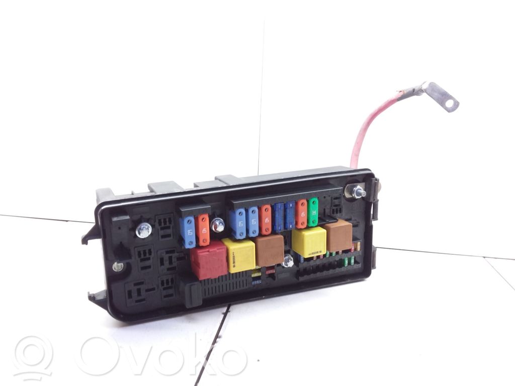 Opel Signum Módulo de fusible 