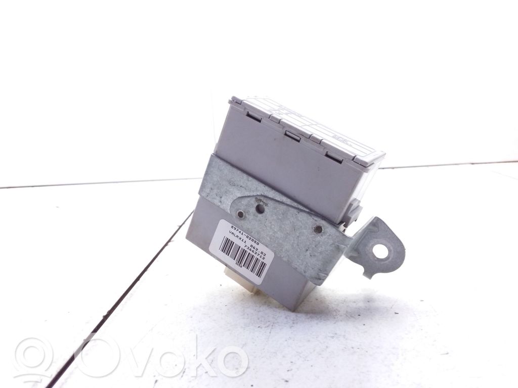Toyota Corolla E120 E130 Unité de commande / module de verrouillage centralisé porte 