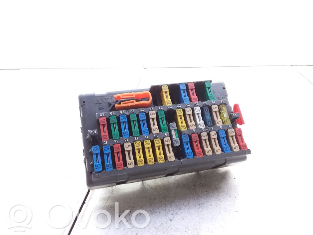 Citroen Berlingo Fuse module 