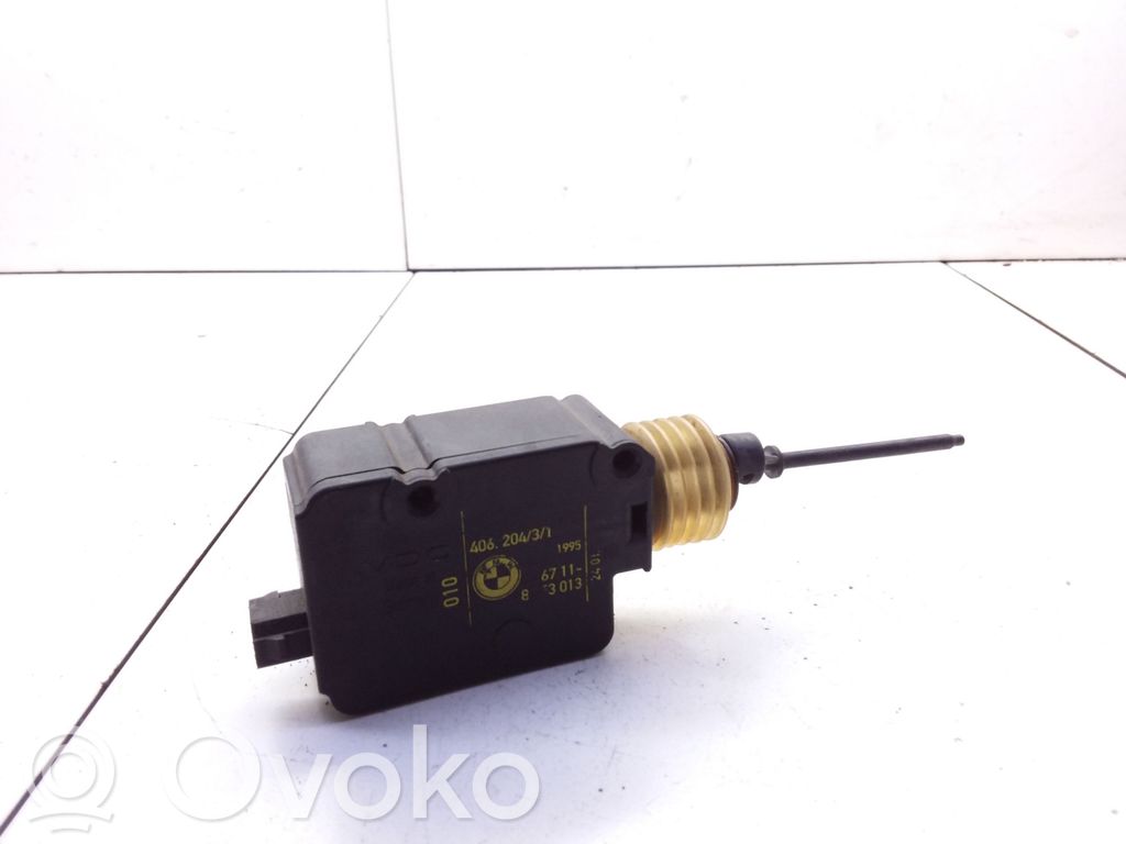 Opel Zafira A Central locking motor 