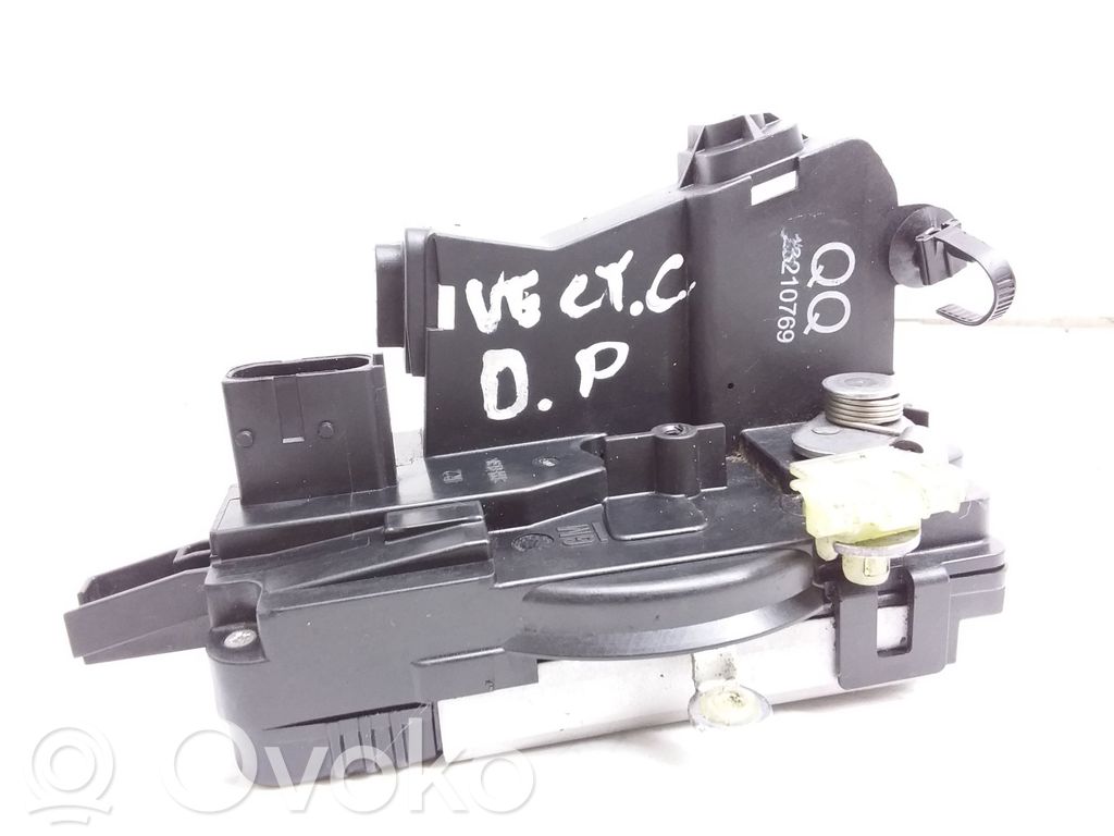 Opel Vectra C Front door lock 