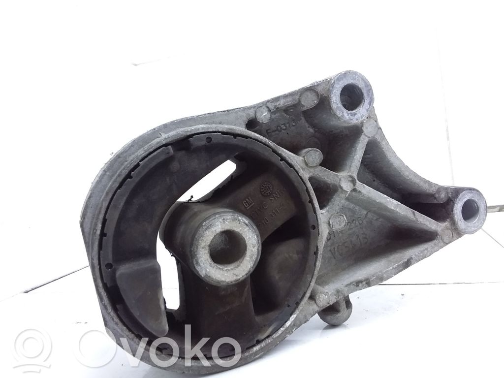 Opel Vectra C Engine mount bracket 