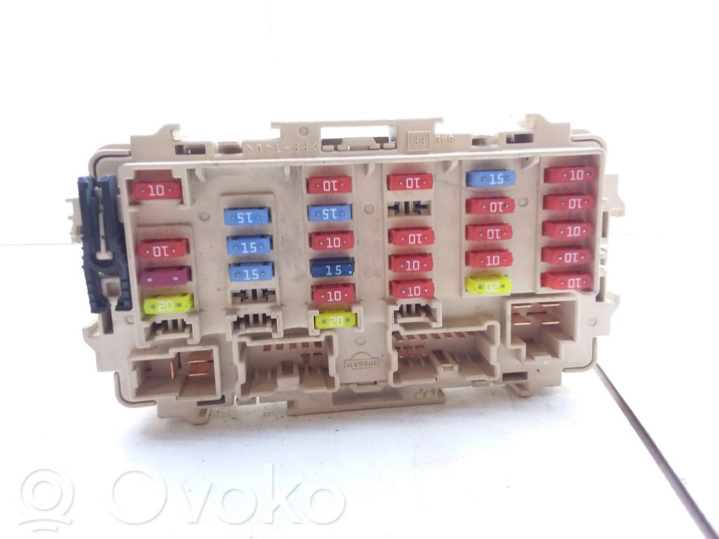 Nissan X-Trail T30 Fuse box set 