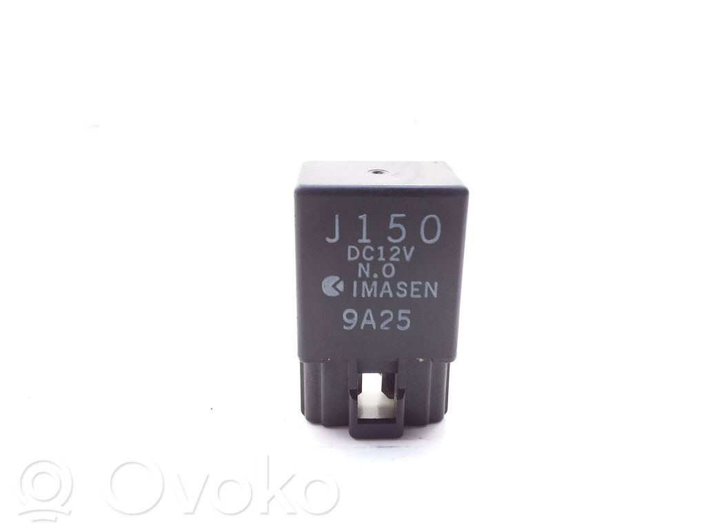 Mazda 626 Hazard warning light relay 